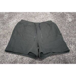 Lululemon Men’s Solid State Short Green Size Medium EUC